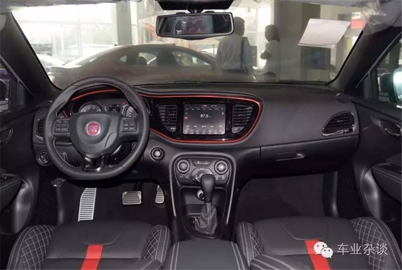 运动风格的较量 福克斯VS菲翔