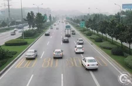 除了超速，新手的12分几乎都是这样扣完的