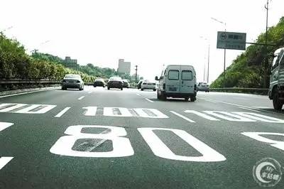 除了超速，新手的12分几乎都是这样扣完的