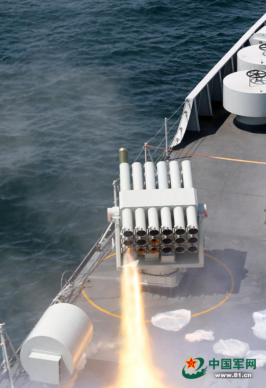 日媒:中国军舰若无其事经过日"领海"恐成常态