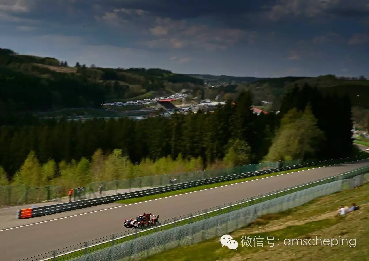 新奥迪R18 e-tron quattro出征勒芒