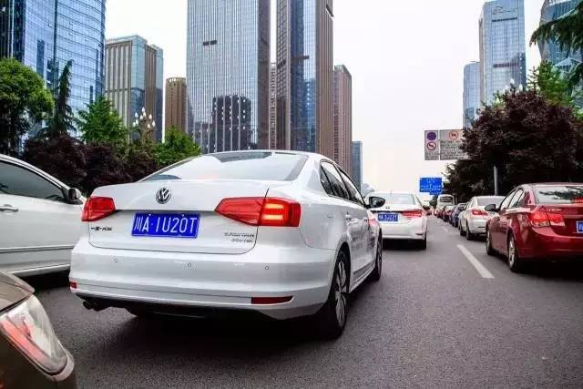 对比测试：混合动力与涡轮增压对撕 谁胜？