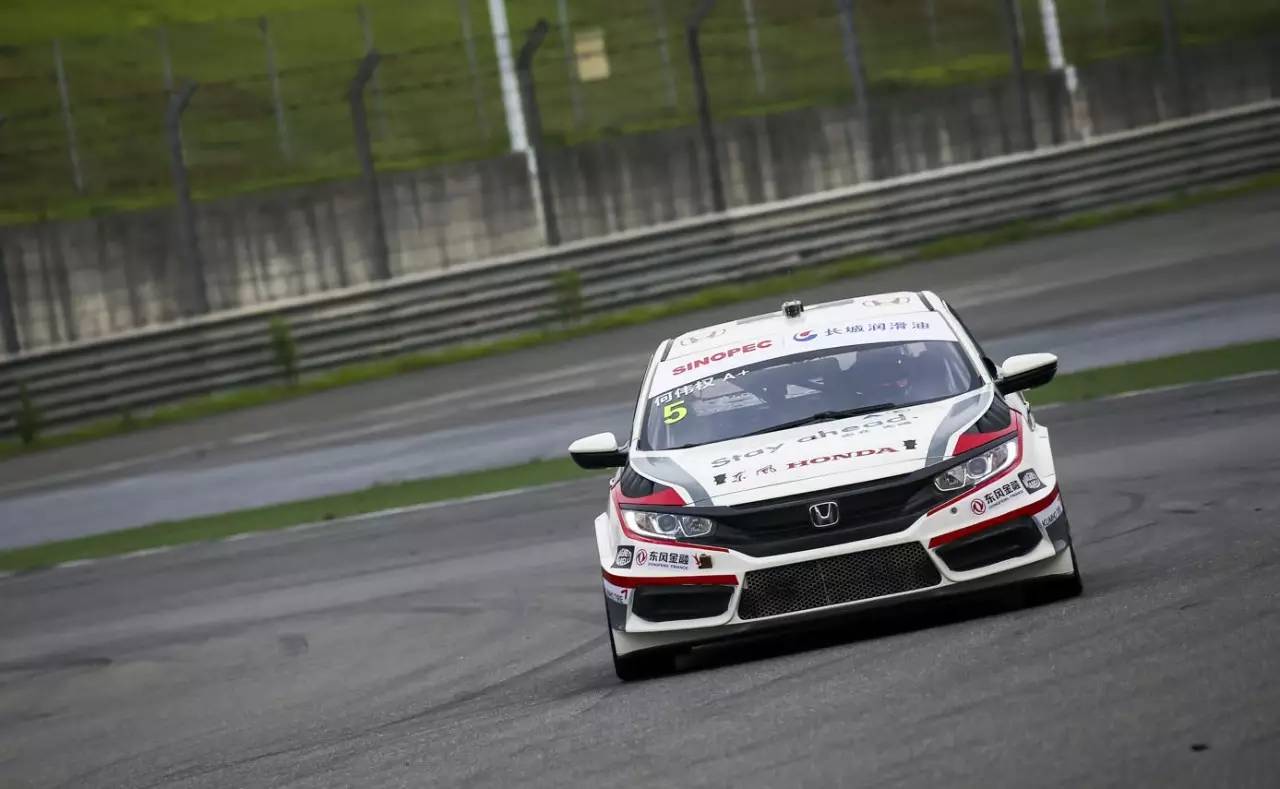 CTCC上海站中国车手大干外援