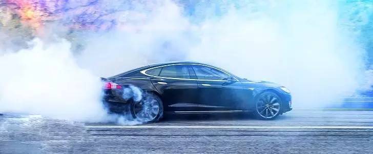 还要更快 特斯拉超级跑车假想图公布