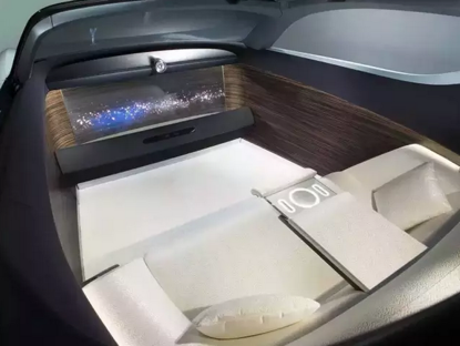 看到这两只百年“怪兽” 我整个人都方了