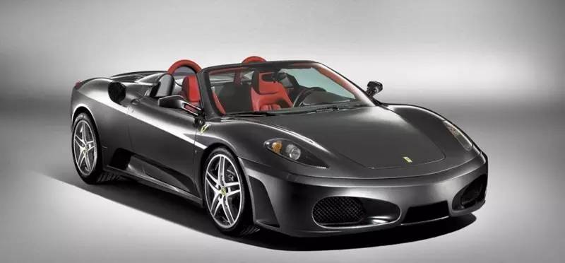 给詹皇跪了！有豪车、会歌唱、还会打球？