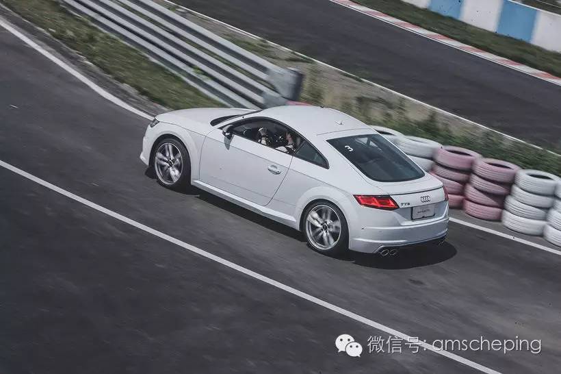 70万要得到更纯粹的驾驶乐趣 不只M2和718