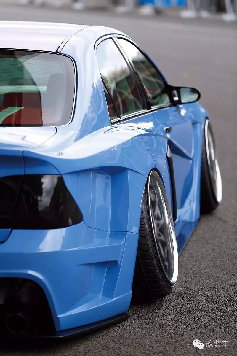 开爆改皇冠上路 兰博基尼会不会没有面子