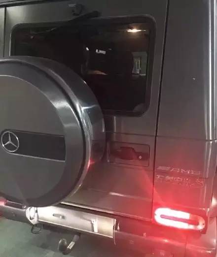 不是豪车 还真不敢贴上这四个字