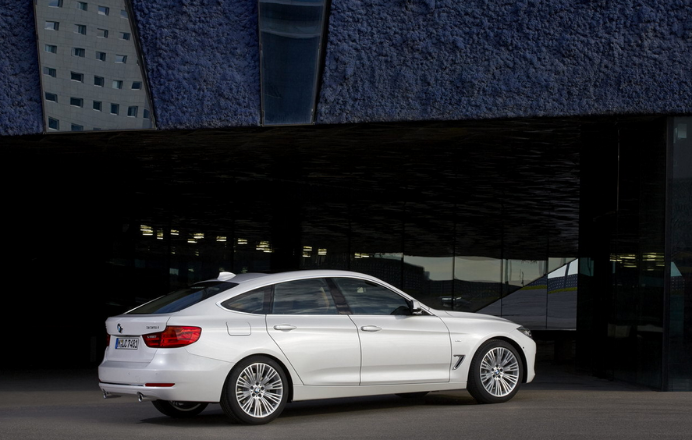 不再纠结SUV还是轿车：盘点那些跨界车型！