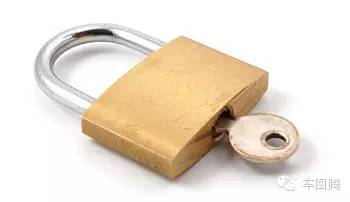 无钥匙启动的汽车，钥匙没电了咋办？