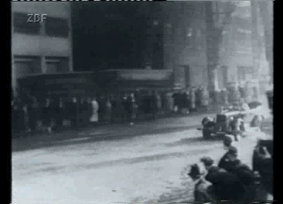 汽车安全史上最珍贵的镜头，竟笑中带泪