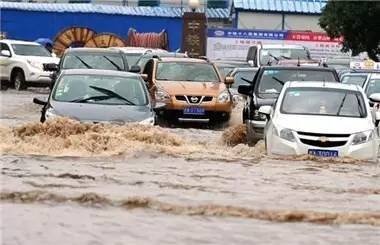 在海里开车是怎样一种感受？