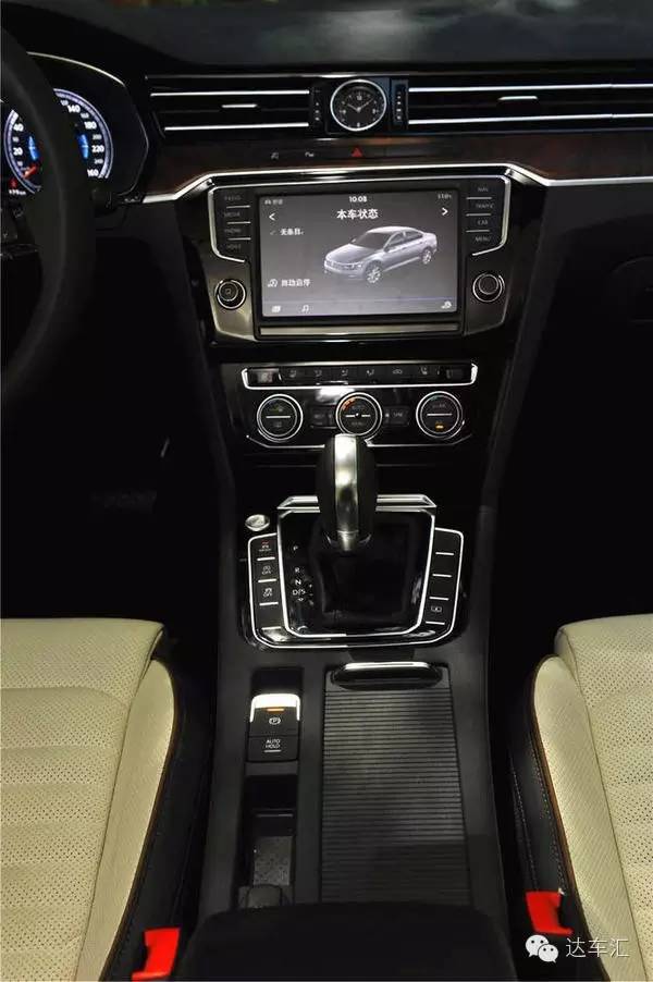 全新迈腾拿什么“寻衅”豪华车