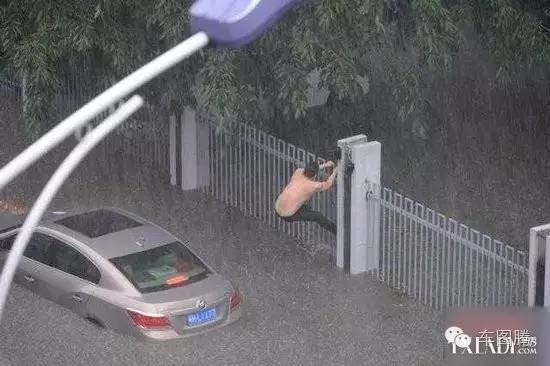 在海里开车是怎样一种感受？