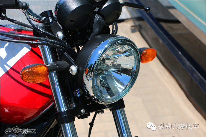 摩托古兹V7Ⅱ 高端复古圈又一新宠