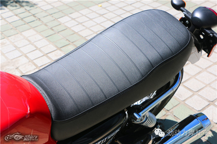 摩托古兹V7Ⅱ 高端复古圈又一新宠