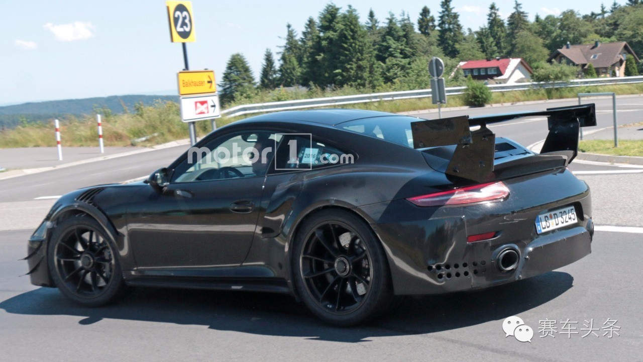 重量级绝唱！700马力保时捷911 GT2 RS