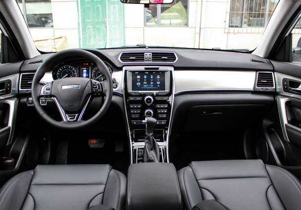 有种单挑！帝豪GS对阵哈弗H2