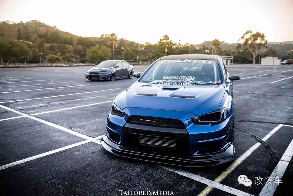 山路活捉两部EVO 其中一个还是独眼龙