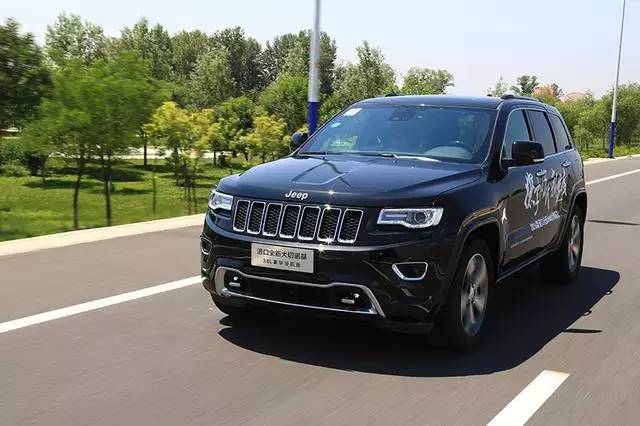 增3.0L入门级车型 新大切诺基55.99万起售