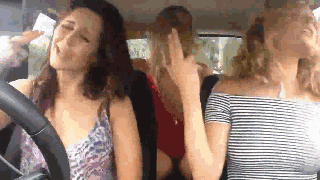 任性！女朋友只为舒服居然......