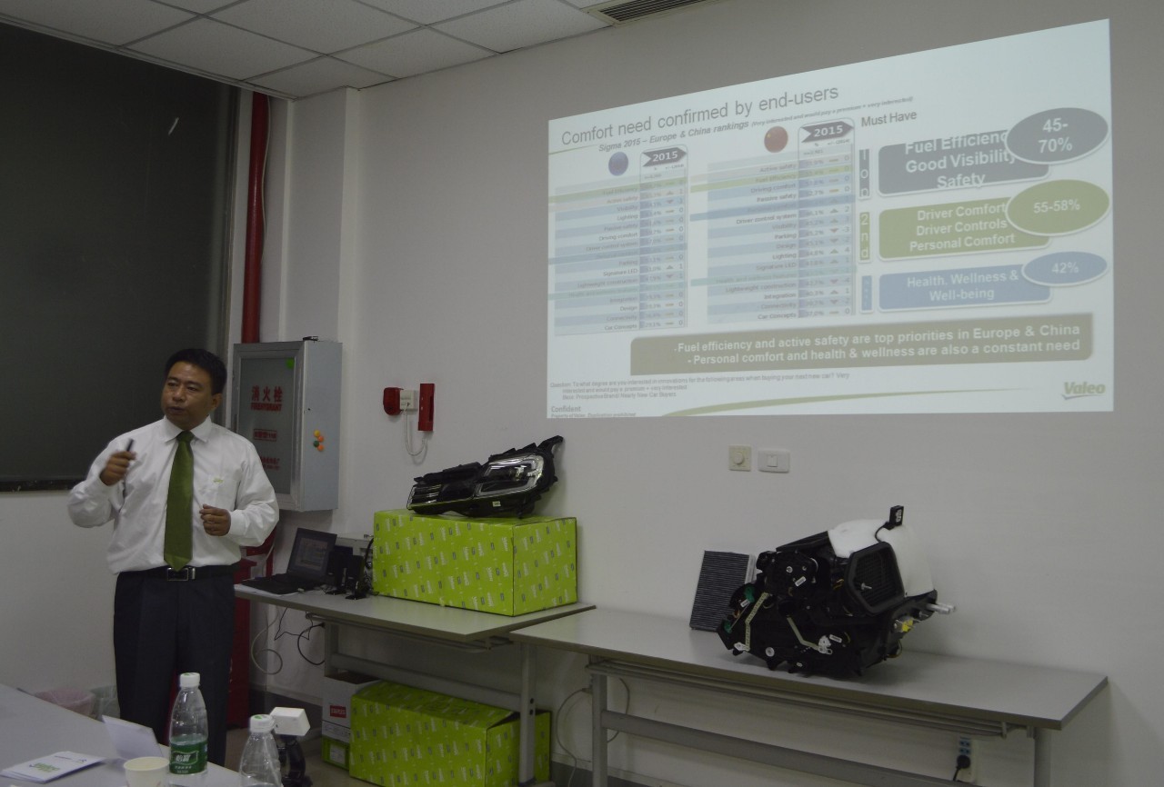 懵逼了，原来空调面板后是这样的！