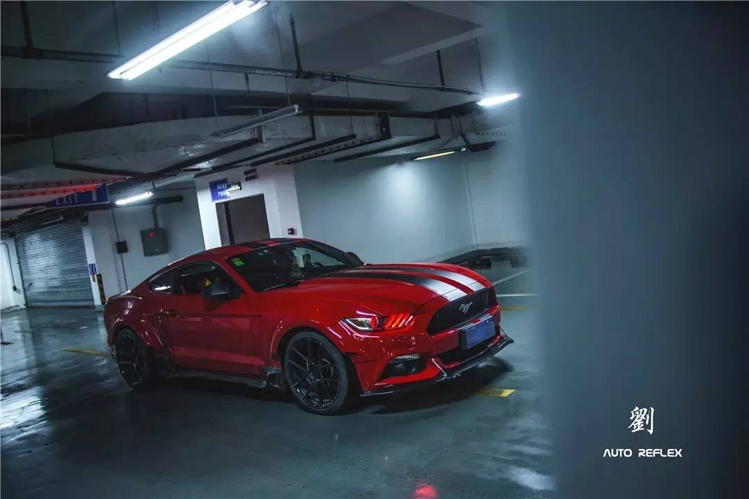 宽体烈焰 这样的野马才是真正的战士