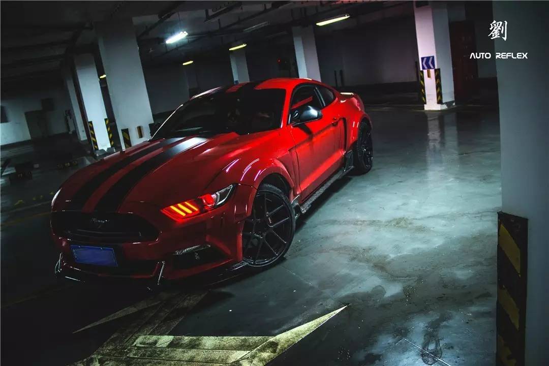 宽体烈焰 这样的野马才是真正的战士