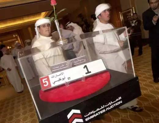 3万货车挂百万88888车牌，一天被查8次！