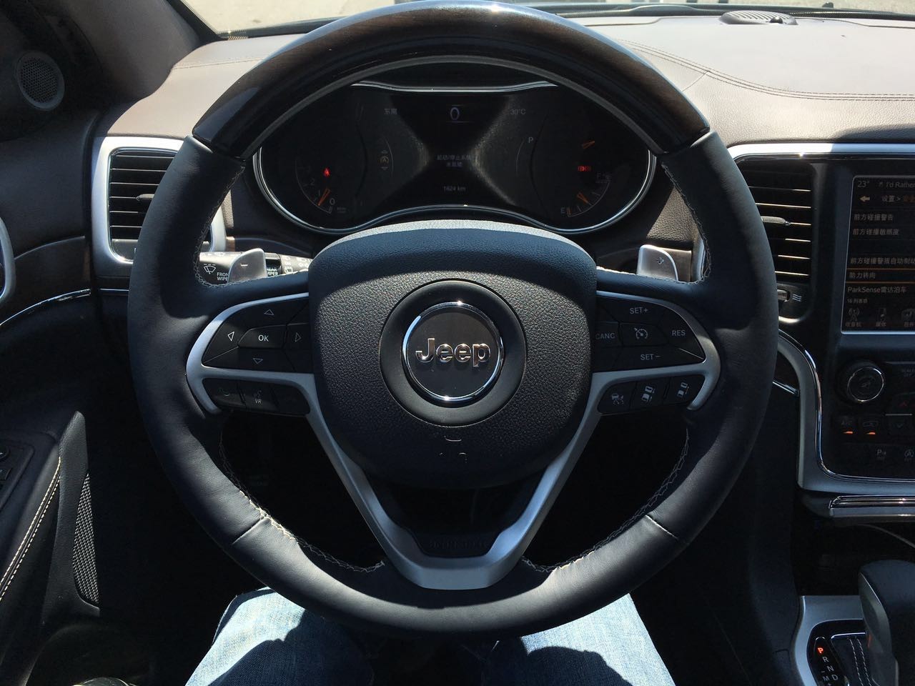 大切诺基这顶“皇冠”，谁说Jeep会掉？