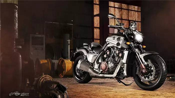 男人的梦想坐骑 雅马哈V-max大魔鬼