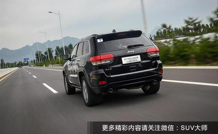 穿着西装去越野 试驾2016款大切诺基