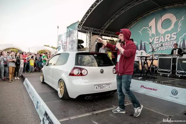 战斗民族的车友聚会竟然如此小清新！