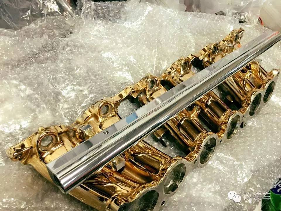 超级土豪用24K黄金改装2JZ发动机