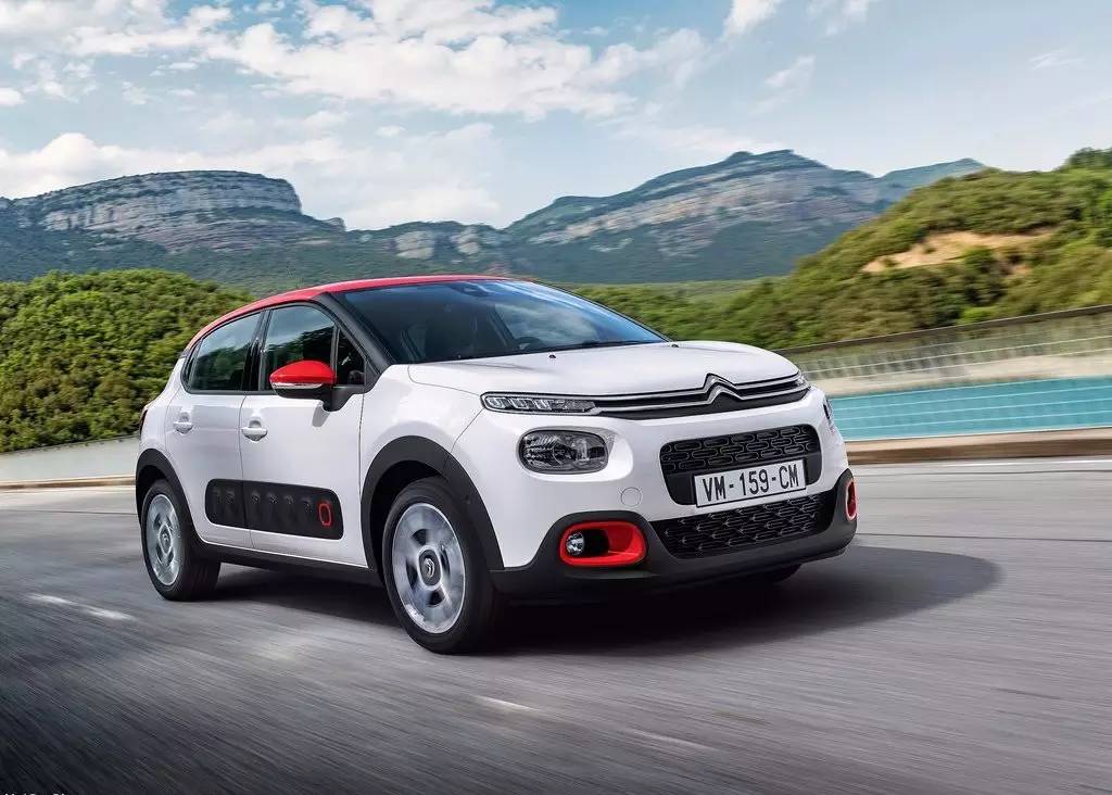 小型SUV再添猛将 雪铁龙发布C3官图