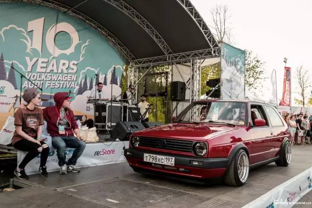 战斗民族的车友聚会竟然如此小清新！