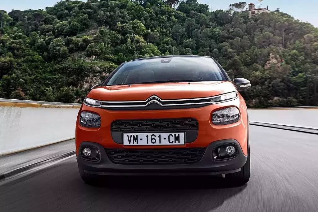 小型SUV再添猛将 雪铁龙发布C3官图