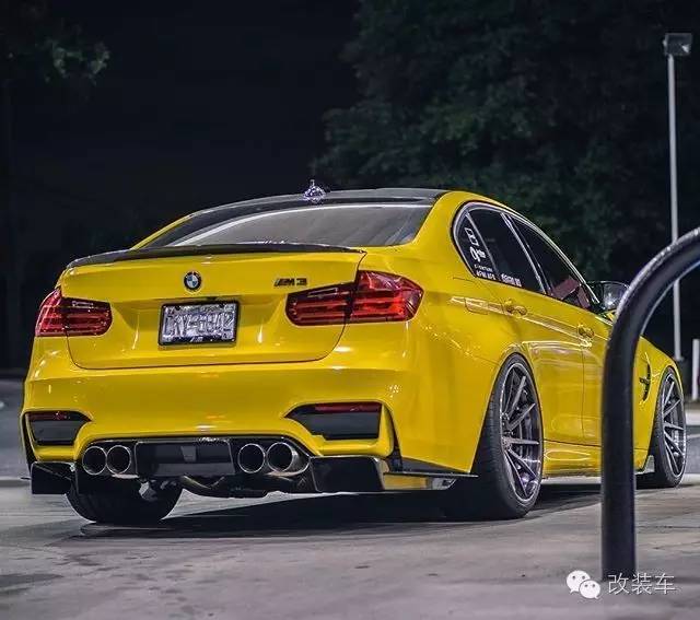 爱上这么黄的宝马M3 内心一定很暴力！