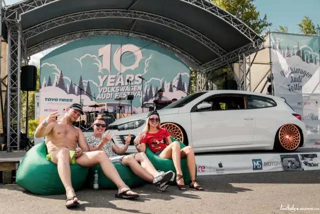 战斗民族的车友聚会竟然如此小清新！