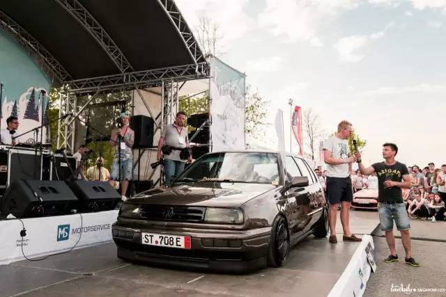 战斗民族的车友聚会竟然如此小清新！