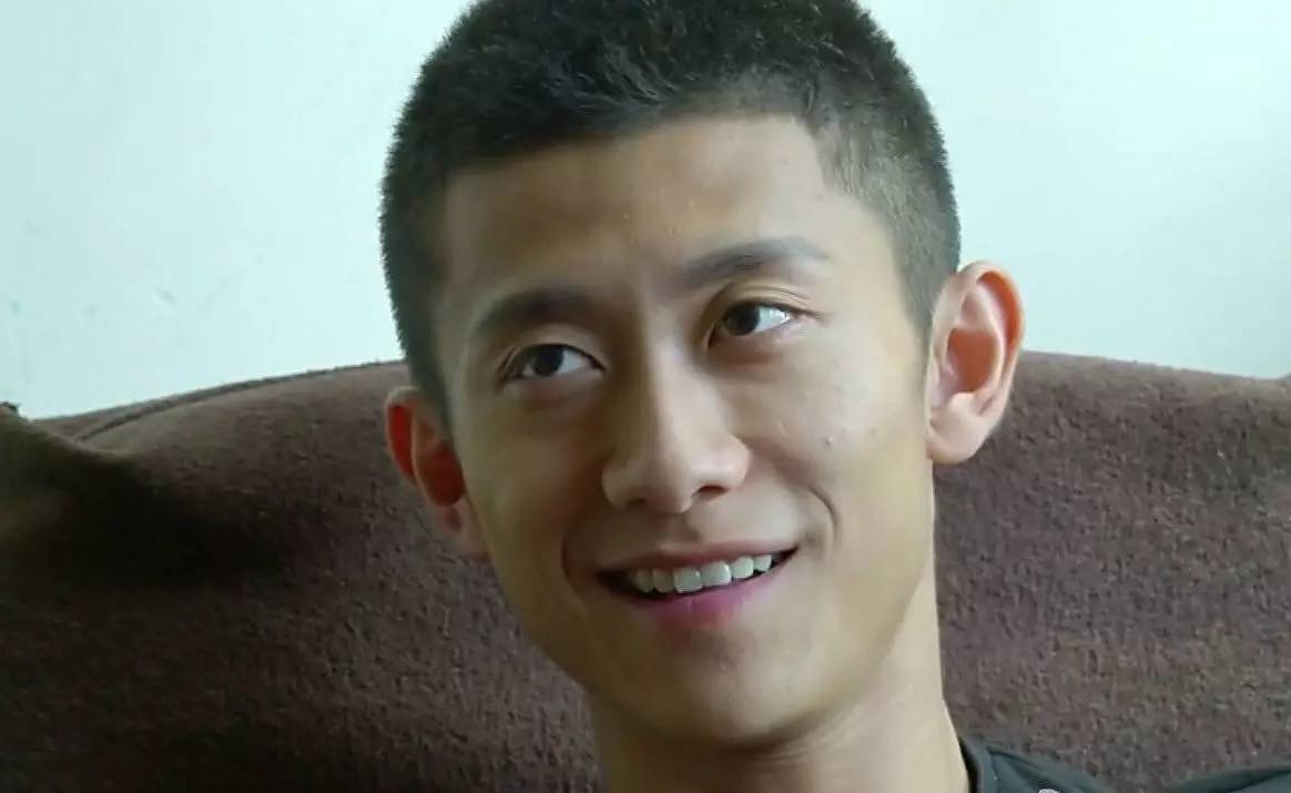 招牌的戏谑表情