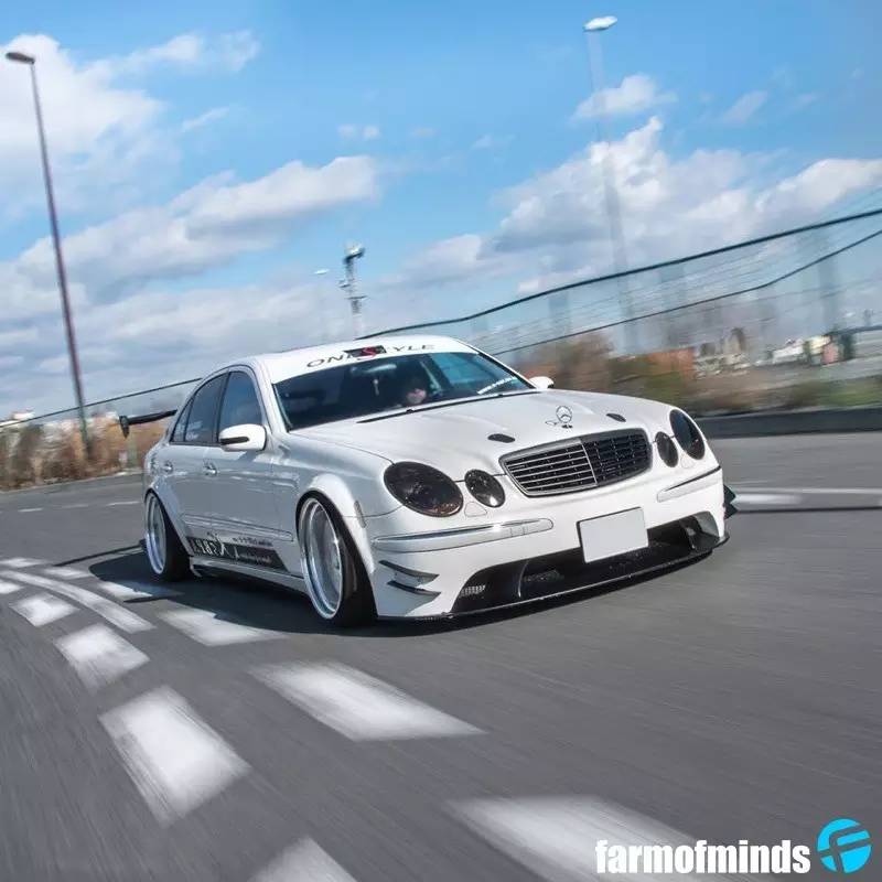 为了不像个上班族 把奔驰改成这样可好？