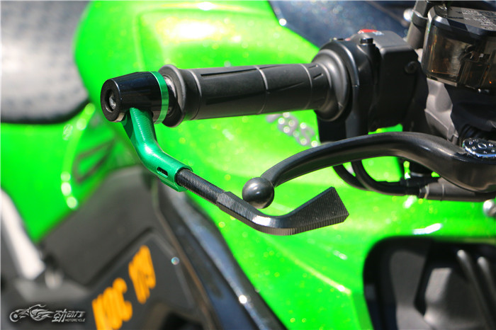 实用与美观兼得 改装川崎Z1000