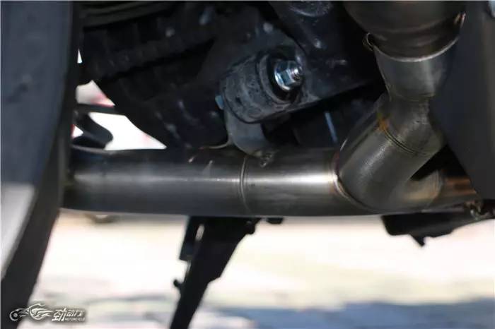 实用与美观兼得 改装川崎Z1000