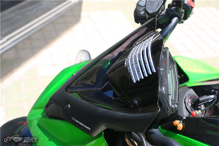 实用与美观兼得 改装川崎Z1000