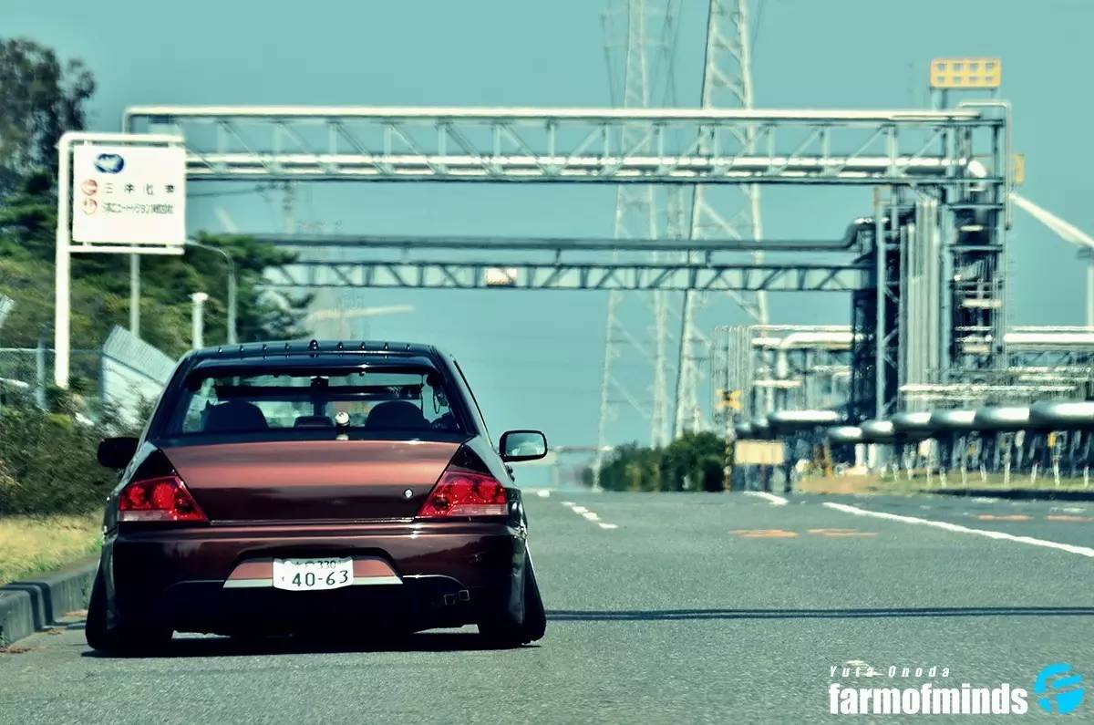 看到挂挡杆这么长 就知道这部三菱有点浪！