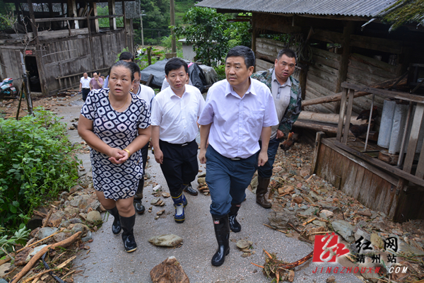 王行水深入靖州重灾区指导抗洪救灾工作
