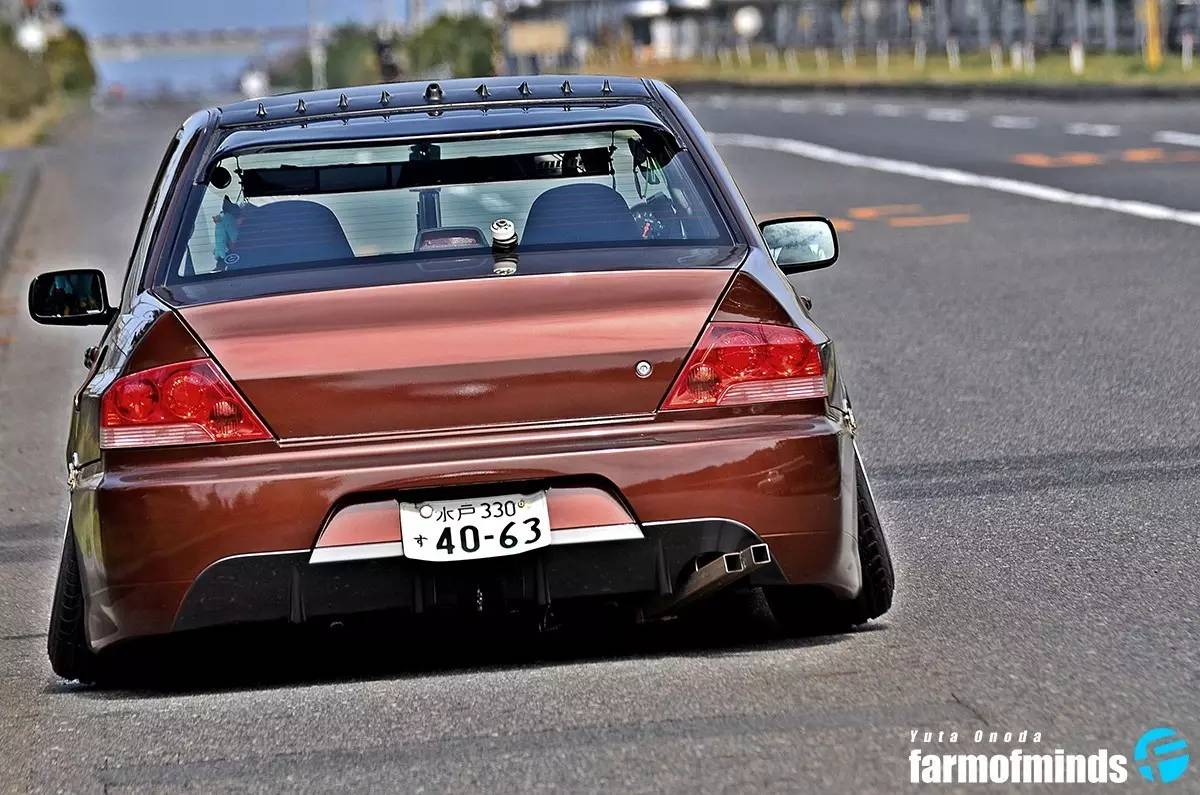 看到挂挡杆这么长 就知道这部三菱有点浪！