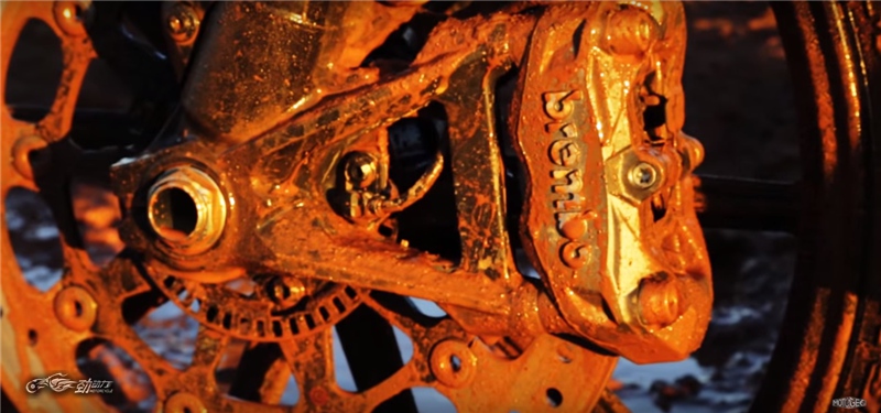 用杜卡迪的方式过一个周末